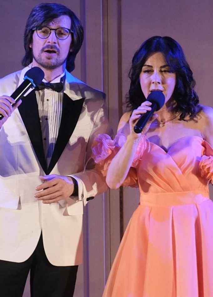 Наедине со всеми