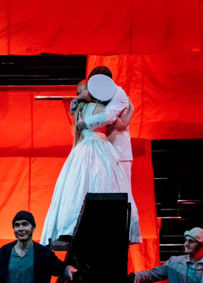 Алые паруса